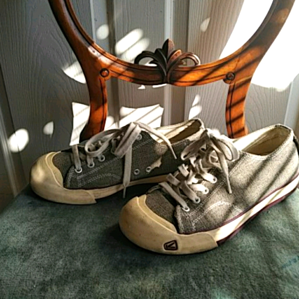 Keen size 8